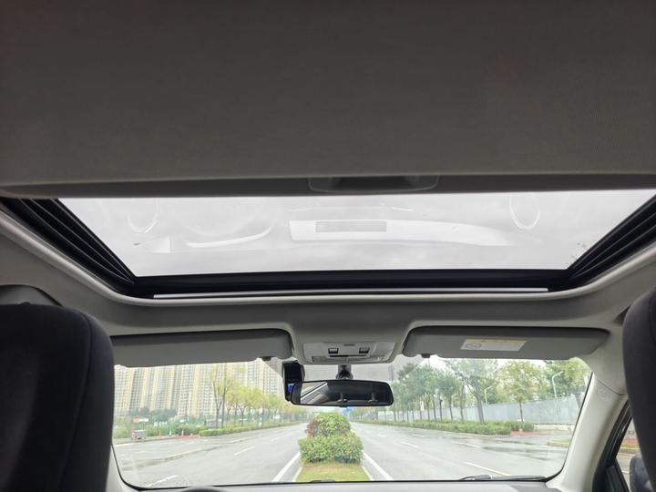 RAV4 2015 2.0L CVT RWD photo 8