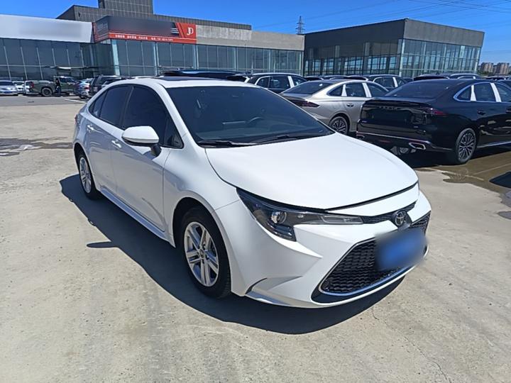 Levin 2022 185T CVT Luxury photo 3