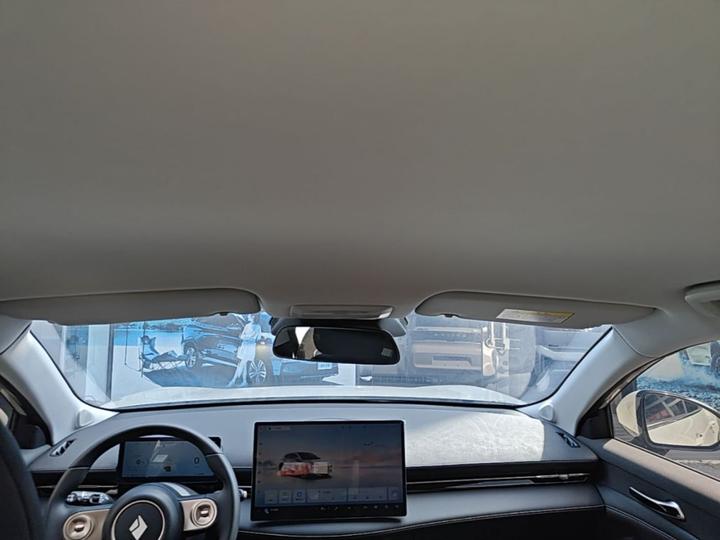 2024 600km EV photo 7