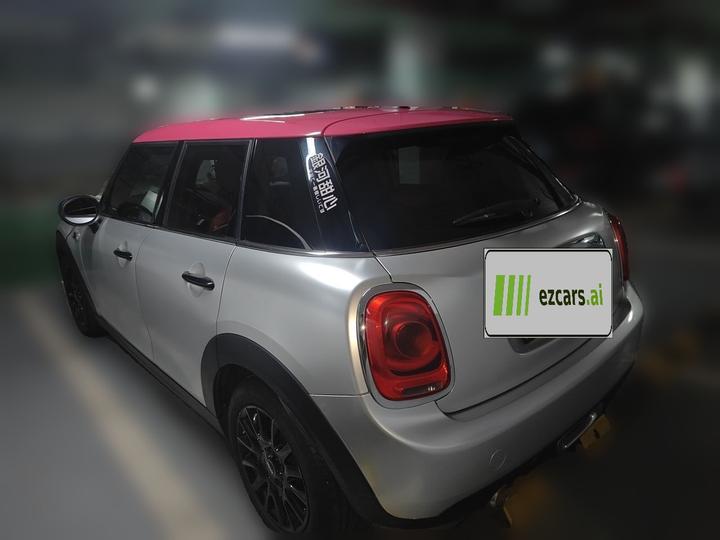 2020 1.5T ONE PLUS 5-Door photo 4