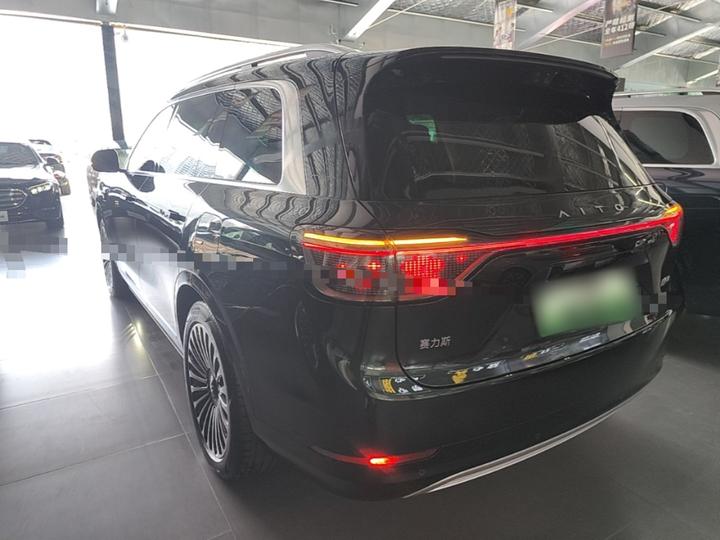 HIMA AITO M9 2025 EREV Ultra 52kWh 6-Seater 192-Line LiDAR photo 4