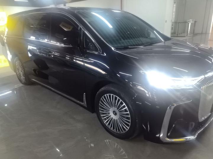 Voyah Dreamer 2025 PHEV AWD Premium photo 3