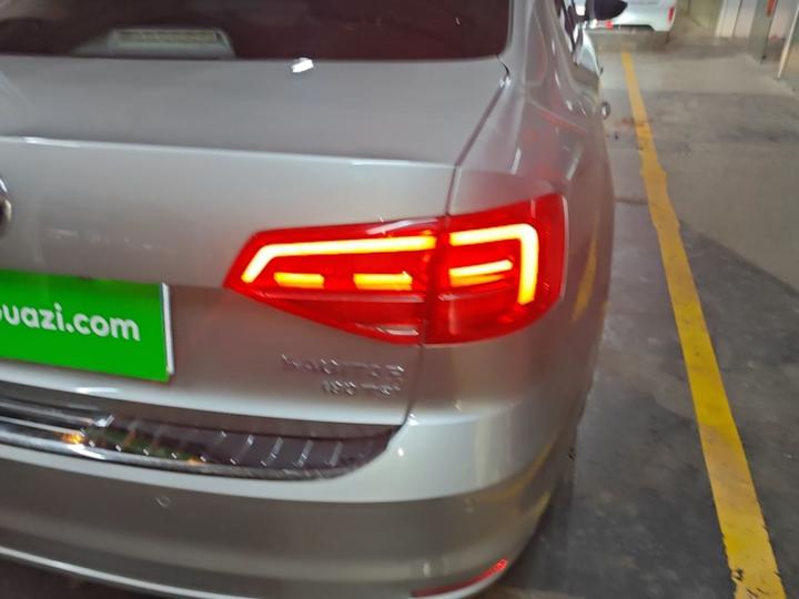 Sagitar 2018 180TSI DSG Exclusive photo 7
