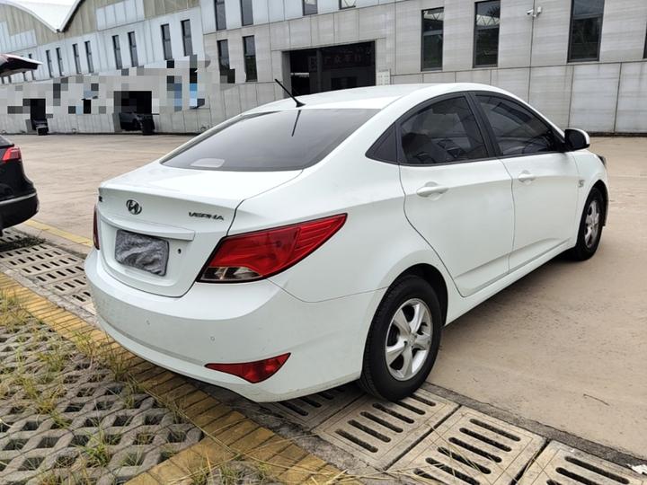 Verna 2014 1.4L AT Smart GLS photo 4