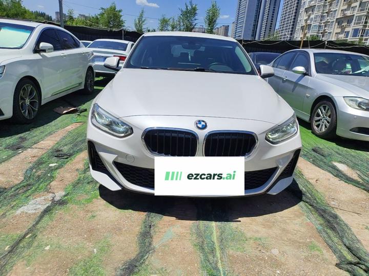 1 Series 2021 Facelift 120i M Sport photo 2
