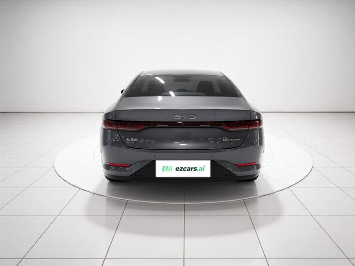 Qin PLUS 2025 DM-i ADAS 128KM Progressive photo 3