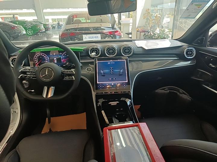 C-Class 2024 Facelift C 260 L Sport photo 5