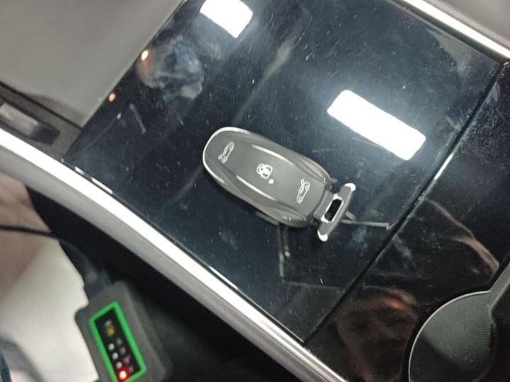 Model 3 2019 Standard Range RWD Upgraded photo 8