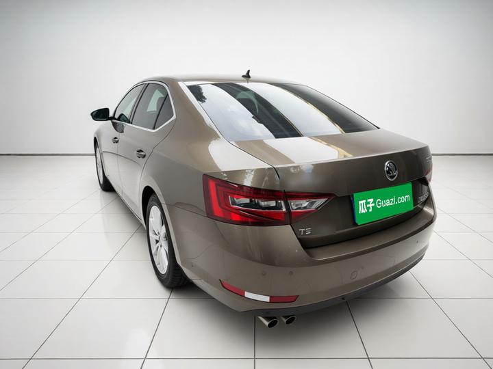 Superb 2016 TSI280 DSG photo 4