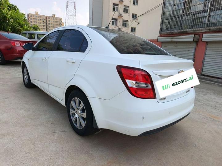 2014 Sedan 1.4SE MT photo 4