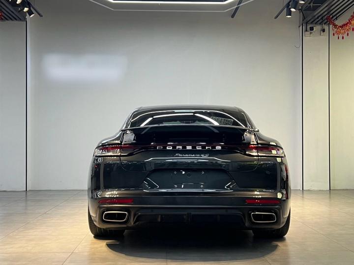 2022 Panamera 4 Executive Extended 2.9T photo 4