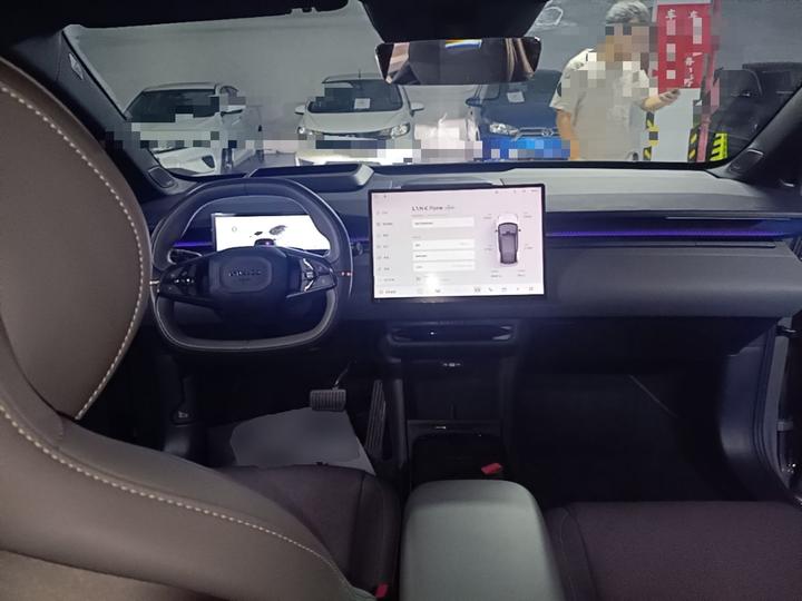 Z20 2025 530km RWD Max photo 5