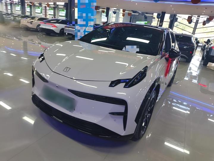 X 2023 RWD ME 5-Seater