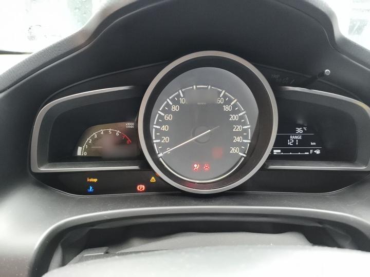 3 Axela 2017 Hatchback 1.5L AT Luxury China V photo 4