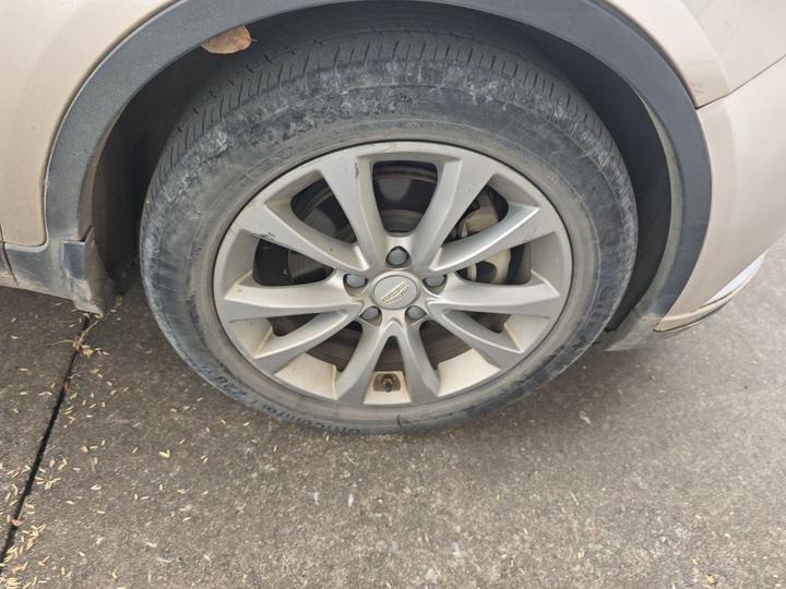 Emgrand GS 2016 1.8L MT photo 8