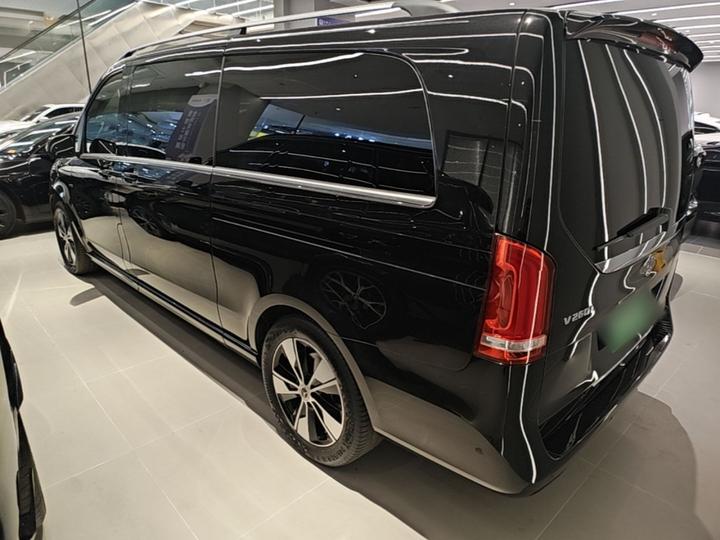 V-Class 2021 V 260 L Long Wheelbase Premium photo 4