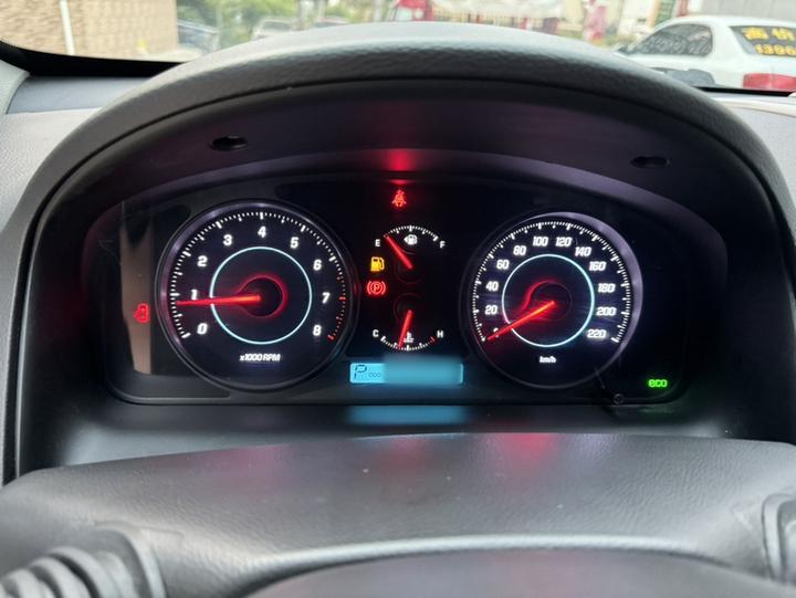 2014 2.4L AWD Flagship 7-Seater photo 4