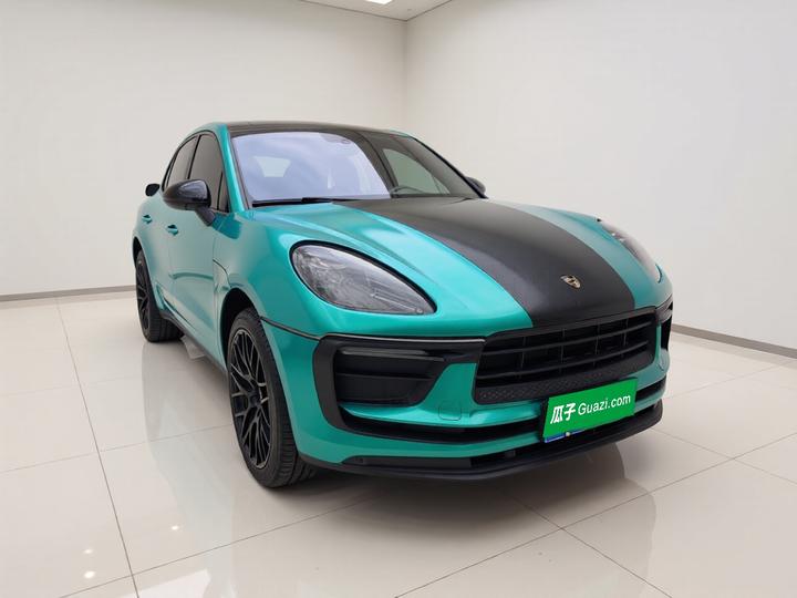 2017 Macan 2.0T photo 3