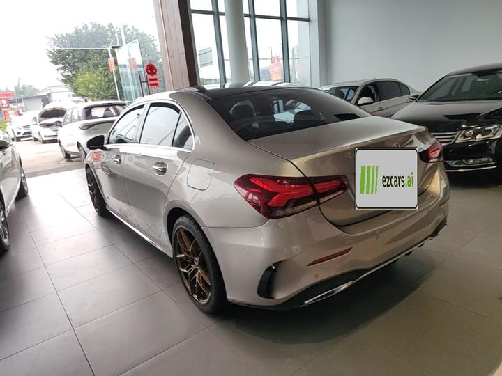 A-Class 2019 Facelift A 200 L Sport photo 4