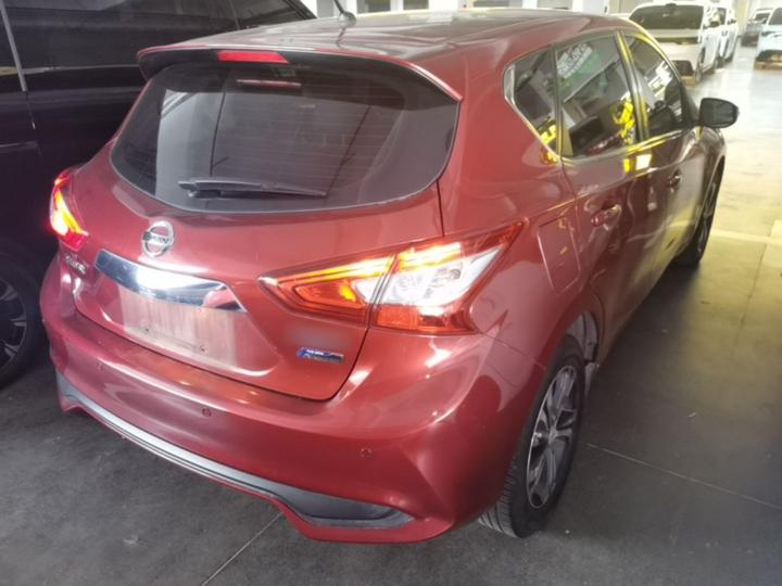 Tiida 2016 1.6L CVT photo 4