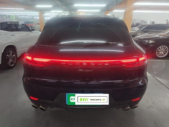 2018 Macan 2.0T photo 5