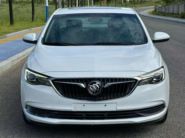 Excelle 2018 15T DCT Elite China V photo 2