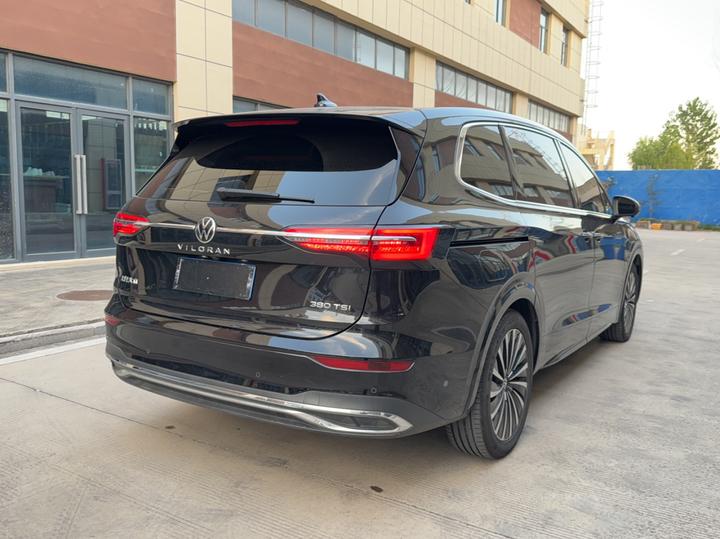 Viloran 2024 380TSI Premium photo 4