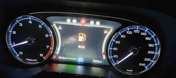 GAC Trumpchi GS8 2019 390T RWD Luxury Connected 7-Seater photo 2