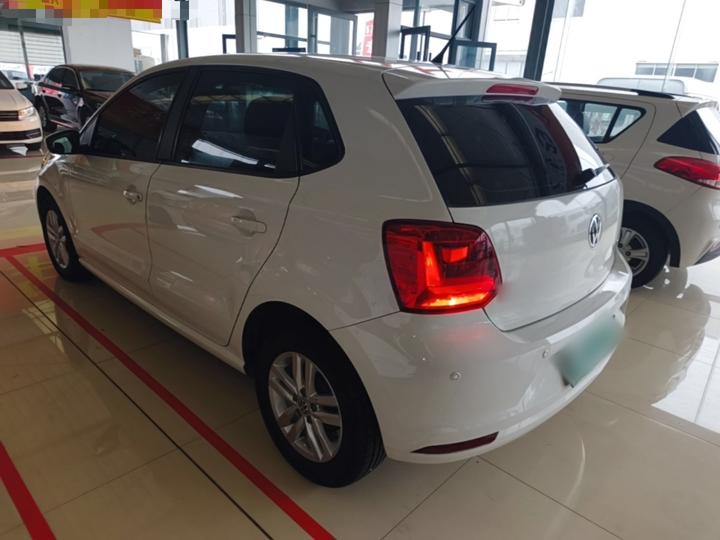 Polo 2016 1.4L AT photo 4