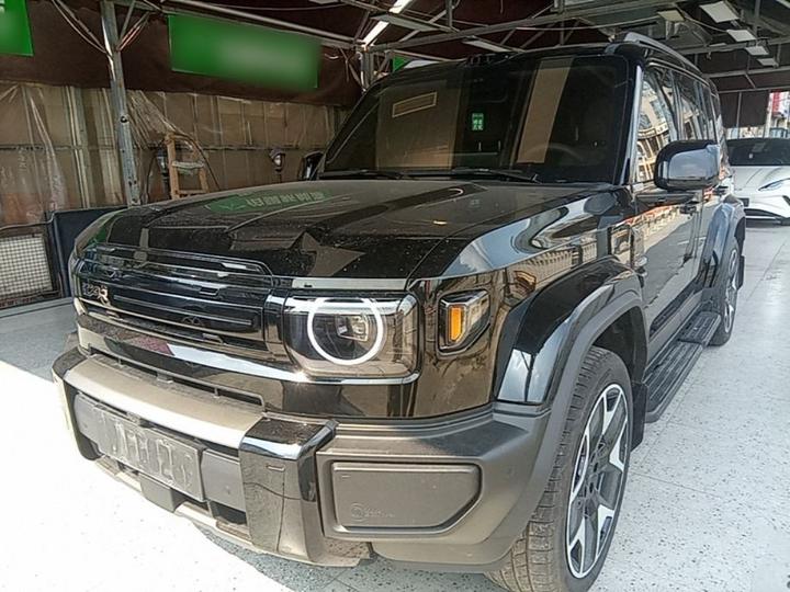 iCAR V27 2026 200KM AWD 700