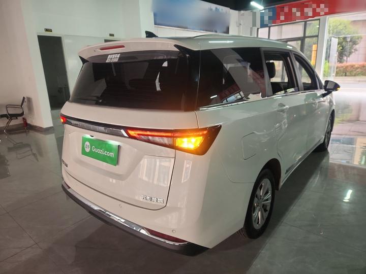 Wuling 2022 1.5T CVT Smart Luxury photo 4