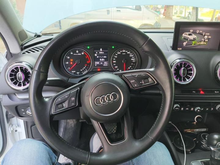A3 2018 30 Anniversary Sportback 40 TFSI photo 6