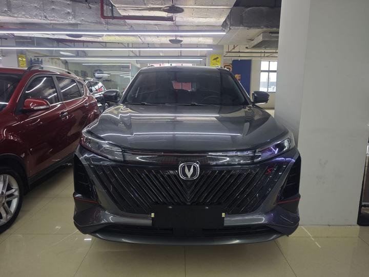 CS75 PLUS 2022 2nd Gen 1.5T AT Premium photo 2