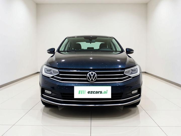 Magotan 2020 330TSI DSG Leading photo 2