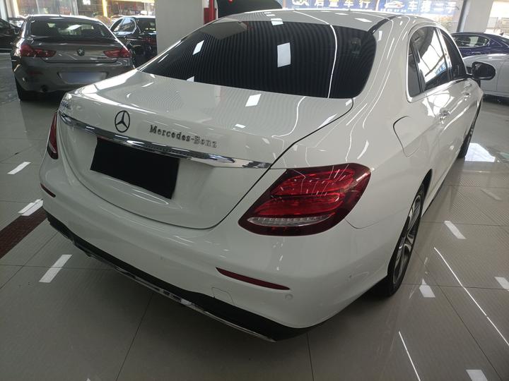 E-Class 2018 Facelift E 200 L Sport photo 4