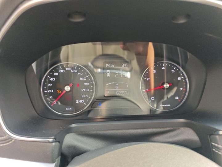 RX5 2016 20T RWD AT Smart photo 4
