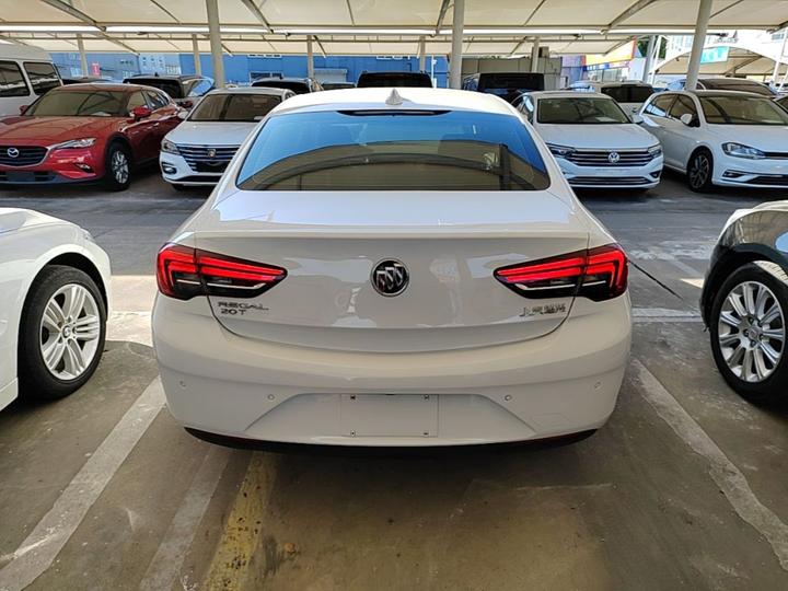 Regal 2019 20T Elite China VI photo 3