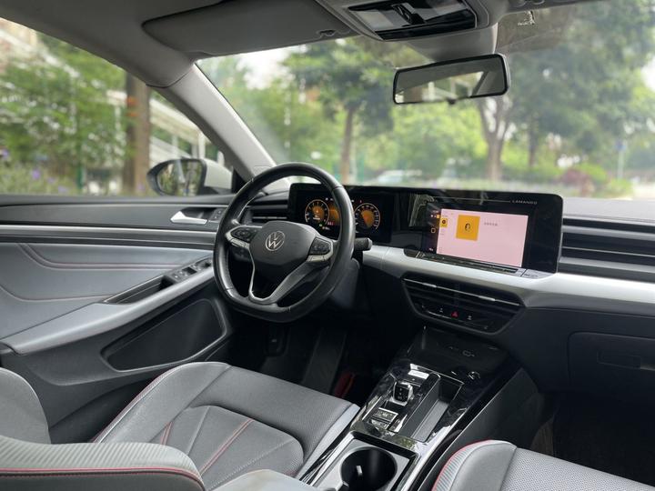2022 Lamando L 280TSI DSG photo 3
