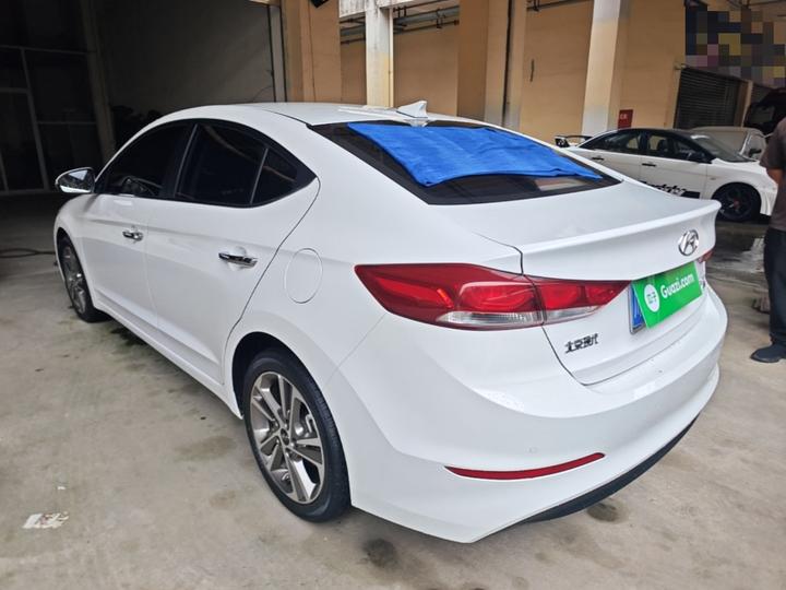 Elantra 2016 1.6L AT Smart Elite photo 4