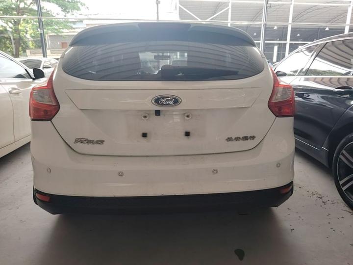 Focus 2012 Hatchback 1.6L AT Comfort photo 5
