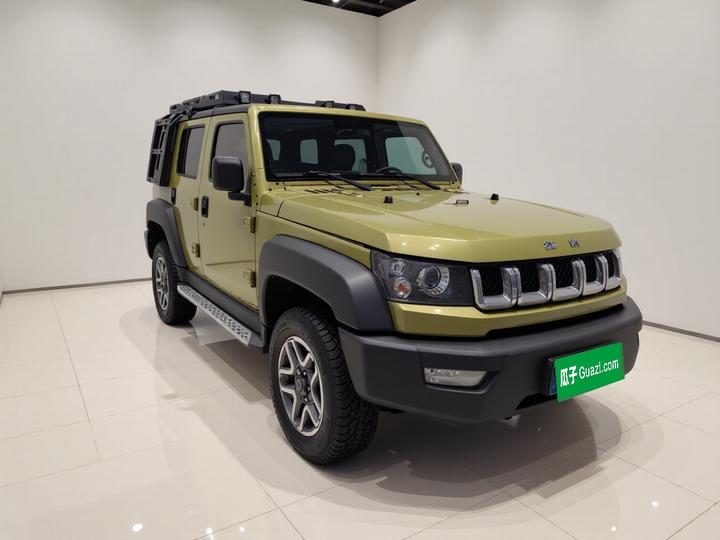 BJ40 2016 40L 2.3T MT AWD Exclusive photo 3