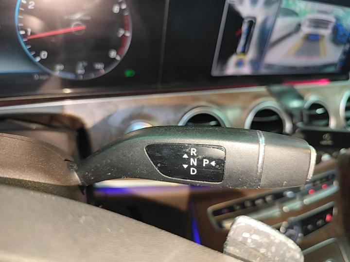 E-Class 2018 Facelift E 300 L Luxury photo 5