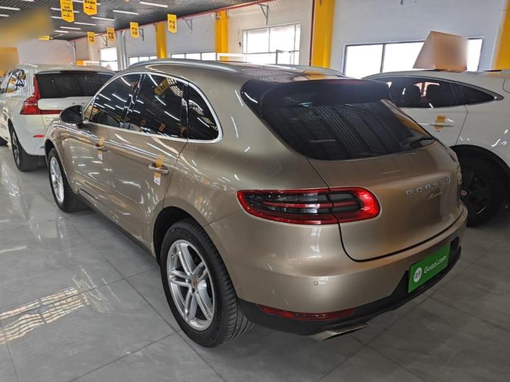 2014 Macan 2.0T photo 4
