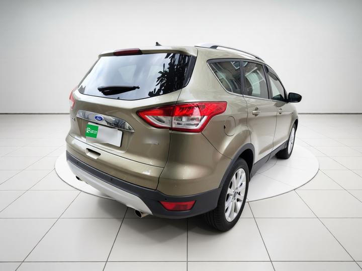 Kuga 2015 1.5L GTDi AWD Elite photo 4