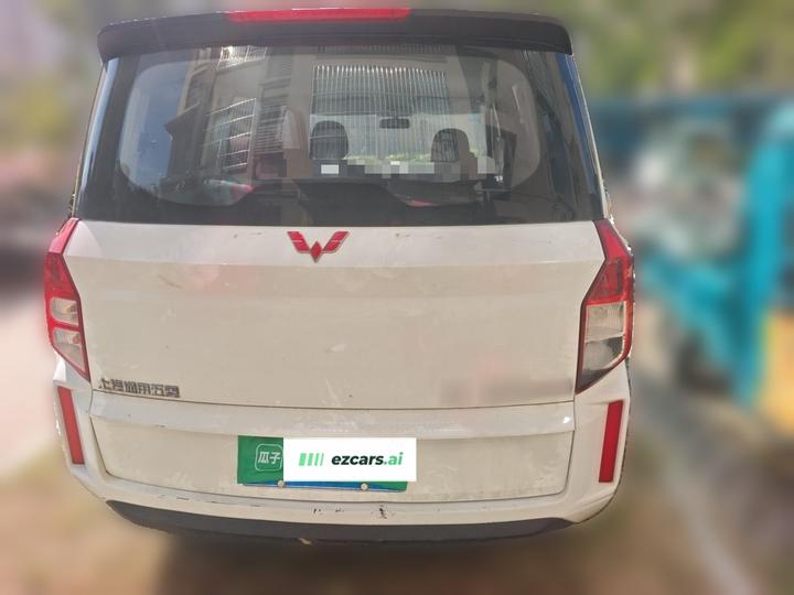 Wuling Hongguang PLUS 2020 1.5L MT Standard 5-Seater photo 5