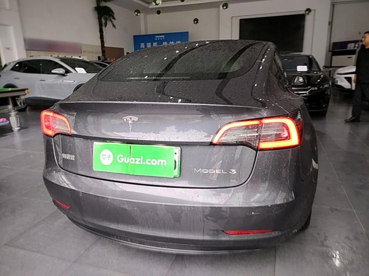 Model 3 2019 Standard Range RWD Upgraded photo 3