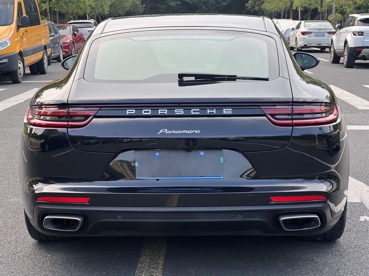 2017 Panamera 3.0T photo 3