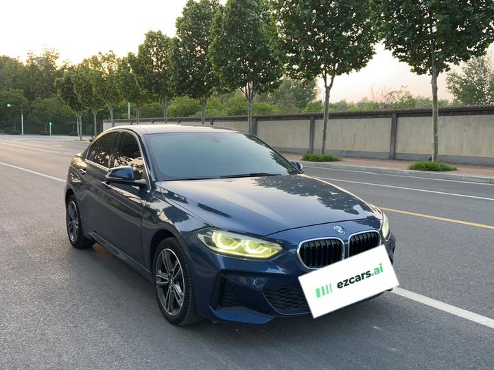 1 Series 2023 120i M Sport photo 4