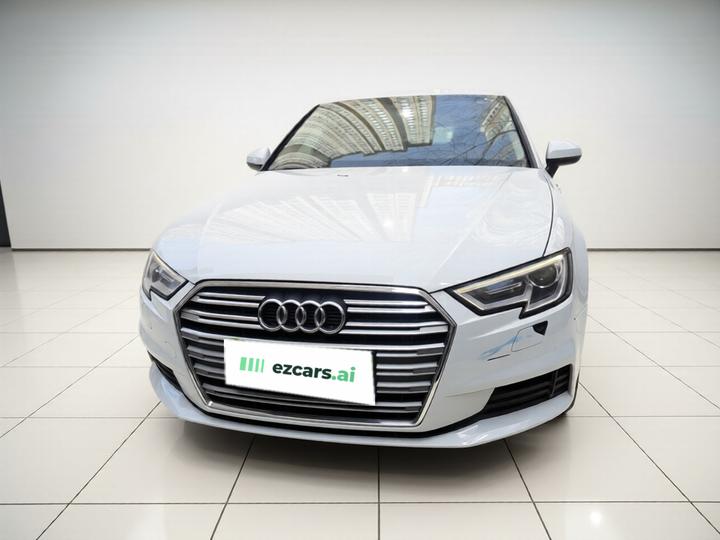 A3 2018 30 Anniversary Sportback 35 TFSI Progressive photo 2