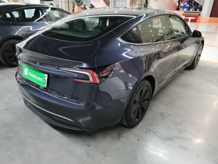 Model 3 2025 RWD photo 4